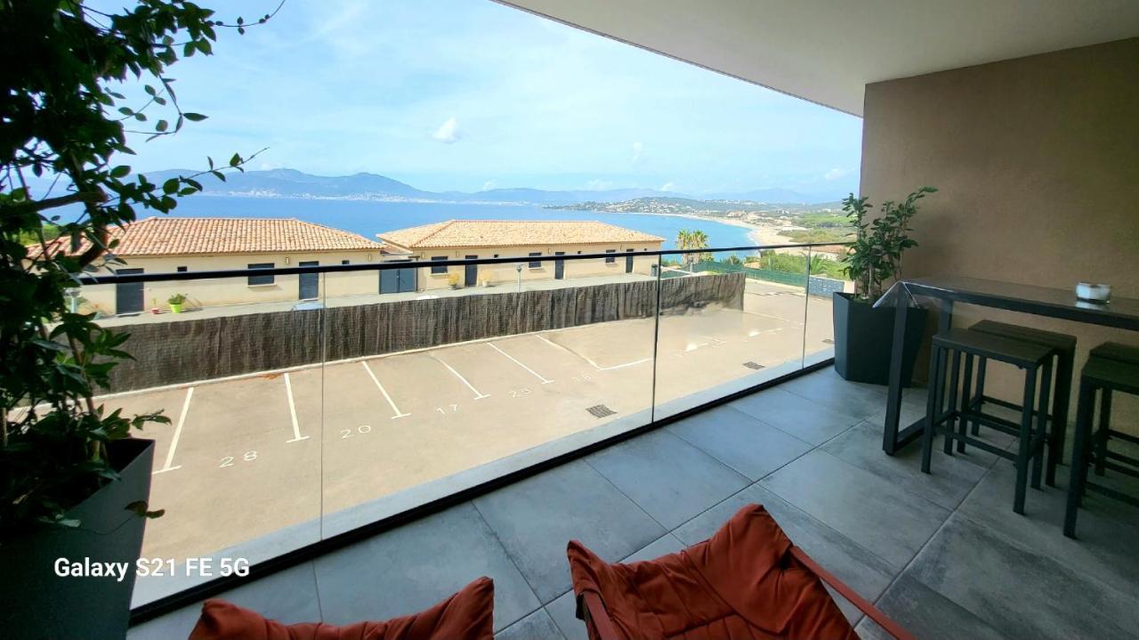 Appartement De Standing Bord De Mer Pietrosella Екстер'єр фото
